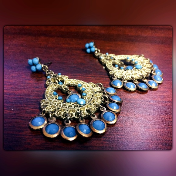 Blue & Gold Tone Vintage Style Chandelier Earrings - Picture 4 of 5